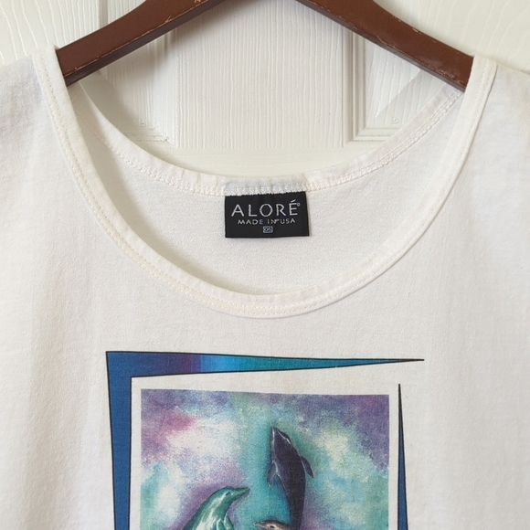 Alore 90's Vintage Funky Dolphin Graphic Scoop Neck Cropped Tank Top White OS - Picture 2 of 10